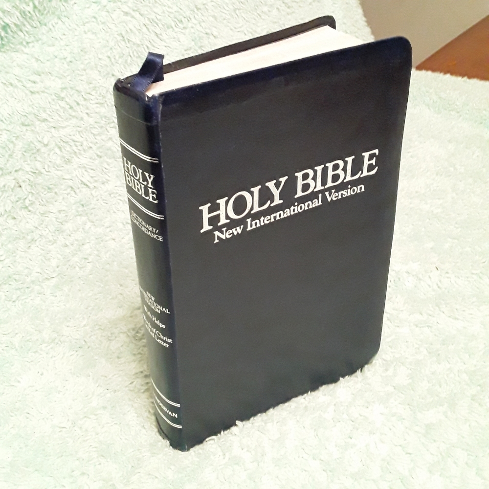 Vintage Holy Bible new international version